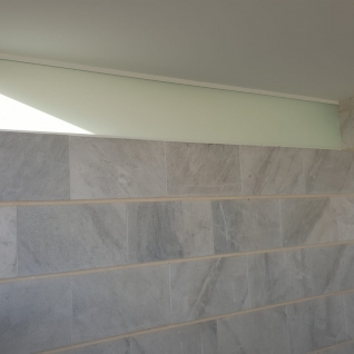 מחיצות זכוכית | הסורג השקוף